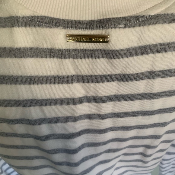 1HOUR SALE Michael Kors crewneck sweatshirt small - Picture 4 of 5